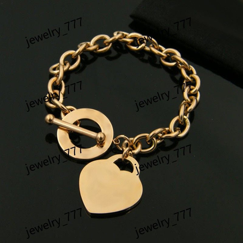 Heart Necklace Pendant Necklace Designer Woman Necklaces Fashion Jewelry Silver Gold Chain Designer Jewelry Birthday Christmas Gifts for Wedding Party with Box